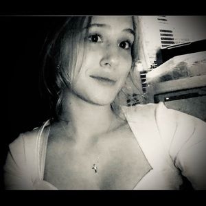 Meet your Posher, Mckayla